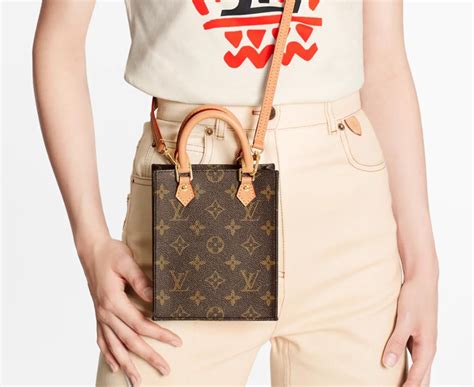 le plus petit sac louis vuitton prix|Louis Vuitton sac plat 24h.